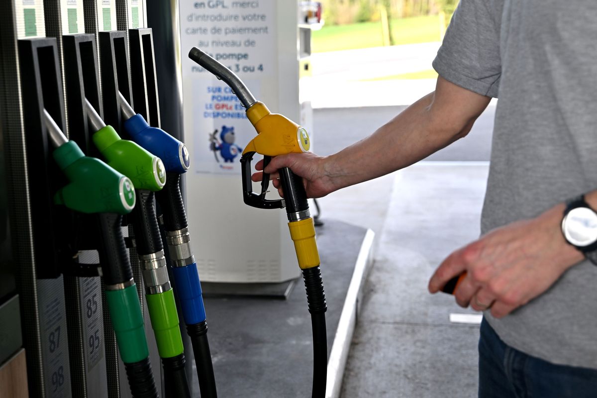 Diesel, SP95, E10 : les 5 stations les moins chères à Meyzieu pour le pont du 1er mai