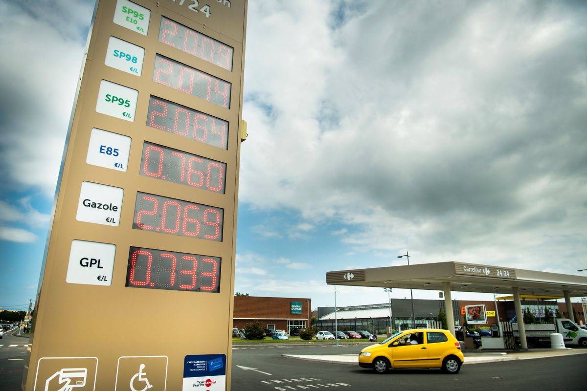 Prix du carburant à Meyzieu : où trouver les stations essence les moins chères ?
