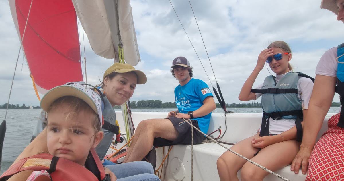 Du soleil et des sourires à la fête du nautisme de Meyzieu